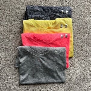 Under Armour V-Neck T-Shirts Set
